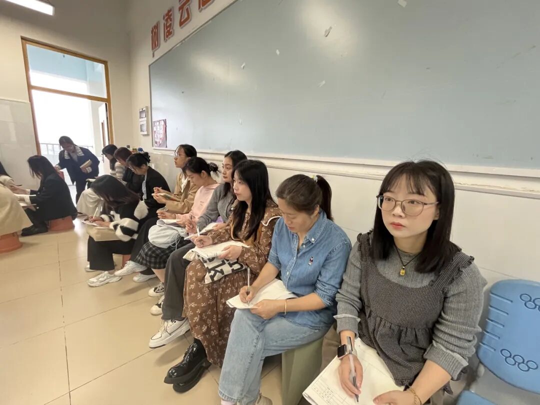 【火一月刊】十月耕耘,星光满载 在光影交织中,珍藏教育的每一瞬微光