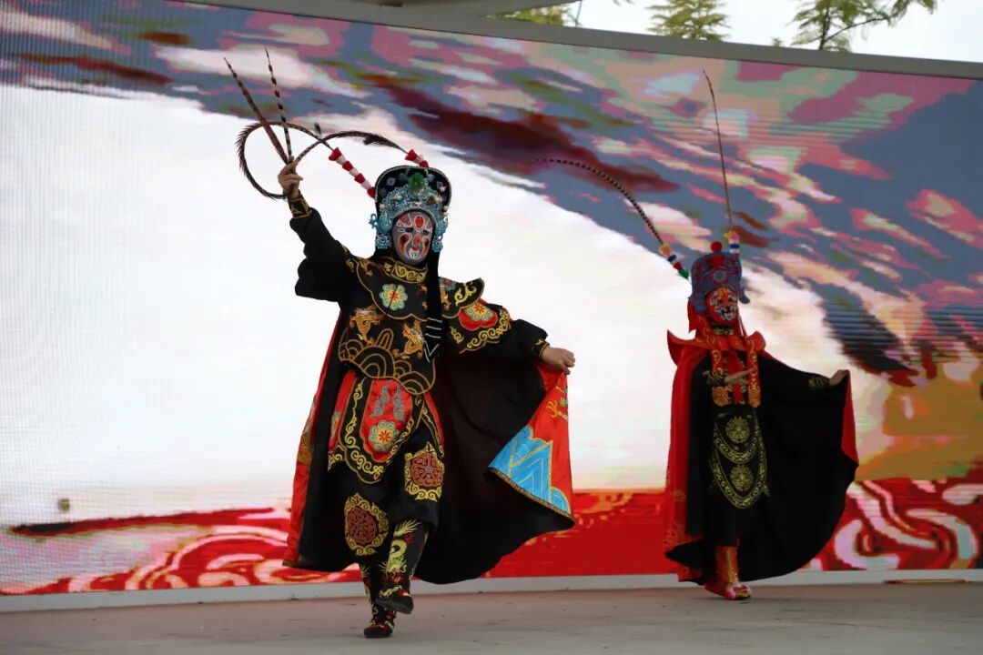 非遗魔法降临校园！师生同游年味乐园 ——火炬一小2026迎新非遗游园会欢乐上演