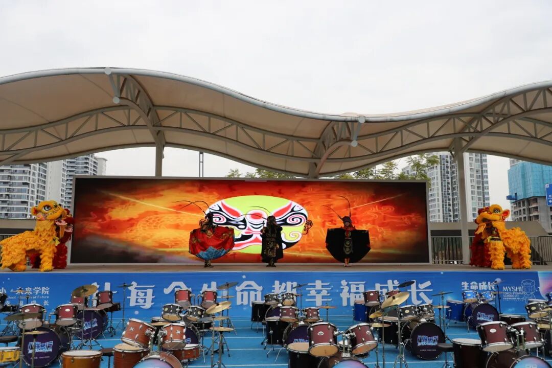 非遗魔法降临校园！师生同游年味乐园 ——火炬一小2026迎新非遗游园会欢乐上演