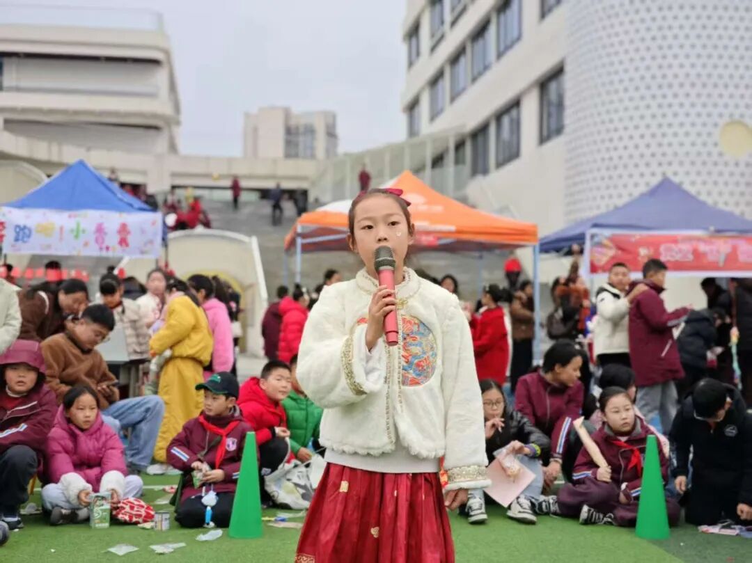 非遗魔法降临校园！师生同游年味乐园 ——火炬一小2026迎新非遗游园会欢乐上演