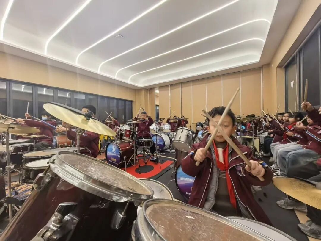 非遗魔法降临校园！师生同游年味乐园 ——火炬一小2026迎新非遗游园会欢乐上演