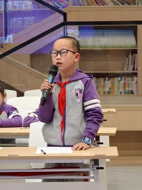 【未来小镇】｜专属“议事厅”里，学生说了算！——学生当场“挑刺”，校方现场“接单”