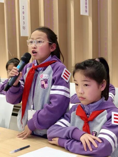 【未来小镇】｜专属“议事厅”里，学生说了算！——学生当场“挑刺”，校方现场“接单”