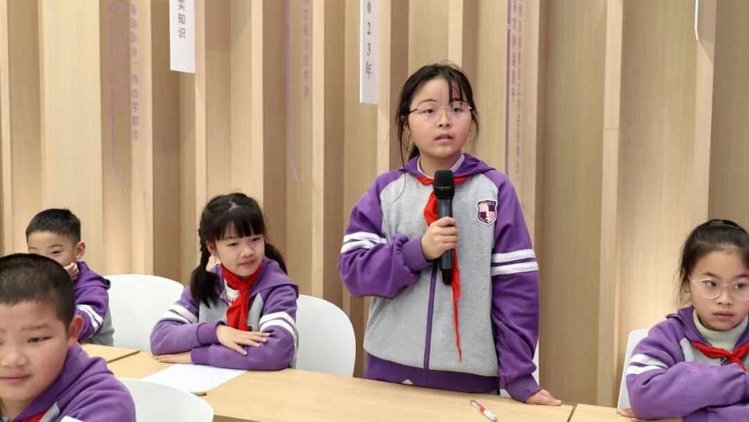 【未来小镇】｜专属“议事厅”里，学生说了算！——学生当场“挑刺”，校方现场“接单”